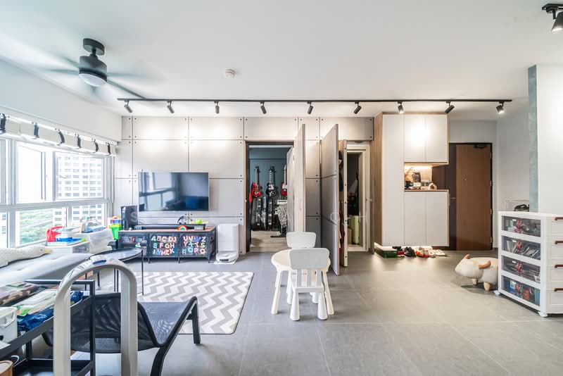 406B Northshore Drive, 406B Northshore Drive, 3 Bedrooms, 1,011 sqft, HDB Flat For Sale, by Sabrina Chai, 500182868 - Living Room - PropertyGuru.com.sg