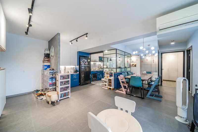 406B Northshore Drive, 406B Northshore Drive, 3 Bedrooms, 1,011 sqft, HDB Flat For Sale, by Sabrina Chai, 500182868 - Kitchen - PropertyGuru.com.sg