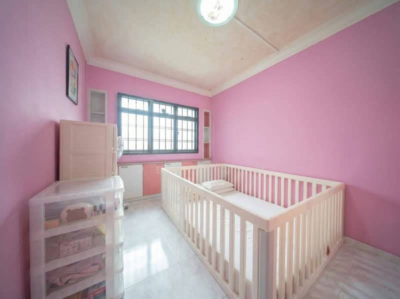 422 Canberra Road, 422 Canberra Road, 3 Bedrooms, 969 sqft, HDB Flat For Sale, by Irene Lim, 500182889 - Bedroom - PropertyGuru.com.sg