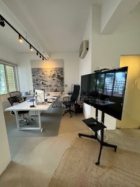 Pearl's Hill Terrace, 18 Pearl's Hill Terrace, 319 sqft, Office For Rent, by Li Hui Bing Sandra, 500182893 - Study - CommercialGuru.com.sg
