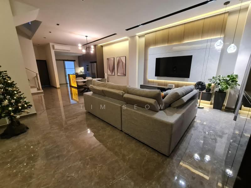 New renovated terrace, Ernani street, 5 Bedrooms, 3,500 sqft, Terraced House For Rent, by Tim Seow, 500182897 - Living Room - PropertyGuru.com.sg