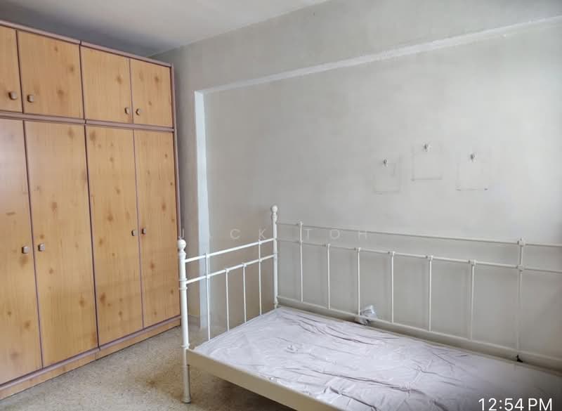 320 Clementi Avenue 4, 320 Clementi Avenue 4, 2 Bedrooms, 700 sqft, HDB Flat For Rent, by Jack Toh, 500182903 - Bedroom - PropertyGuru.com.sg
