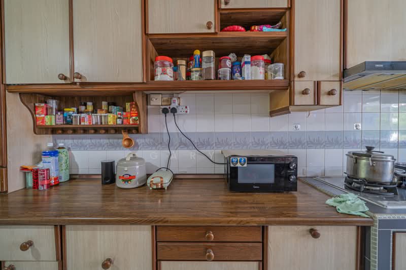 484 Tampines Street 43, 484 Tampines Street 43, 4 Bedrooms, 1,776 sqft, HDB Flat For Sale, by Gary ., 500182915 - Kitchen - PropertyGuru.com.sg