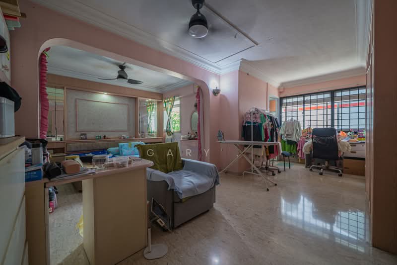 484 Tampines Street 43, 484 Tampines Street 43, 4 Bedrooms, 1,776 sqft, HDB Flat For Sale, by Gary ., 500182915 - Living Room - PropertyGuru.com.sg