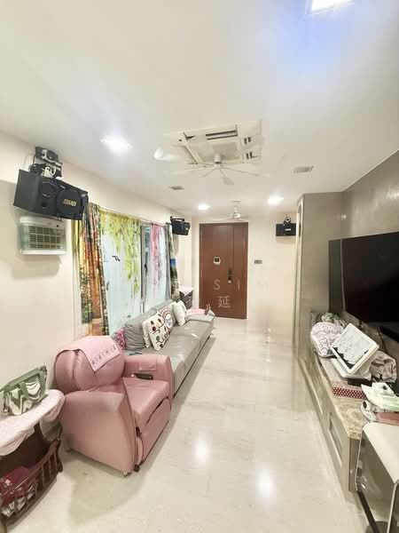 Casa Aroma, 21 Chiku Road, 2 Bedrooms, 1,012 sqft, Apartment For Sale, by Zan Sim (沈瓒延), 500182917 - Living Room - PropertyGuru.com.sg