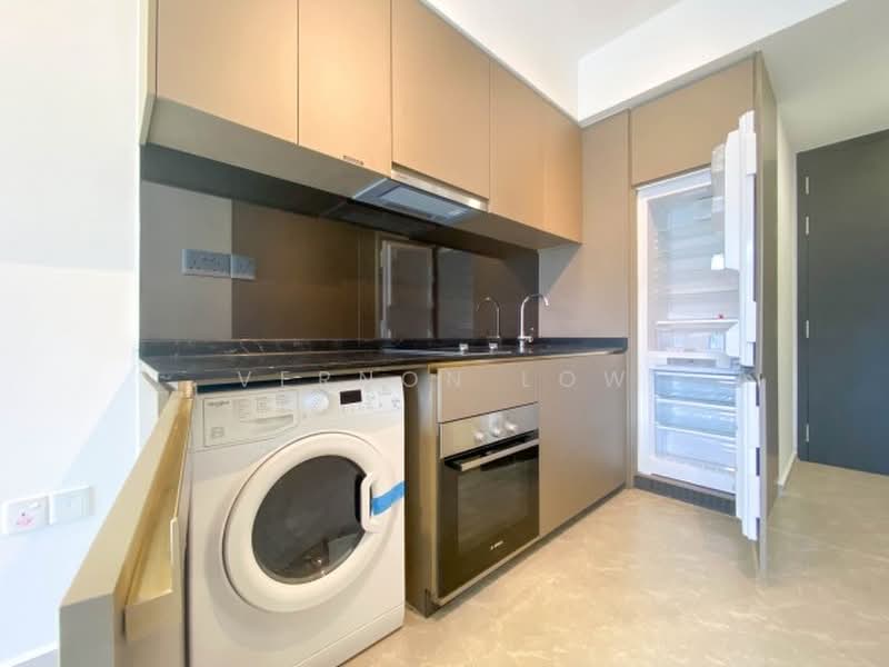 Park Colonial, 8 Woodleigh Lane, 1 Bedroom, 463 sqft, Condominium For Rent, by Vernon Low, 500182936 - PropertyGuru.com.sg