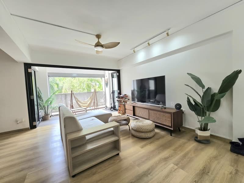 262B Compassvale Street, 262B Compassvale Street, 4 Bedrooms, 1,399 sqft, HDB Flat For Sale, by Affa Jaffar, 500182941 - Living Room - PropertyGuru.com.sg