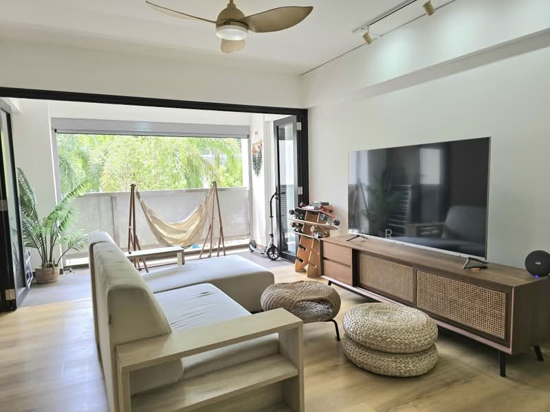 262B Compassvale Street, 262B Compassvale Street, 4 Bedrooms, 1,399 sqft, HDB Flat For Sale, by Affa Jaffar, 500182941 - Living Room - PropertyGuru.com.sg