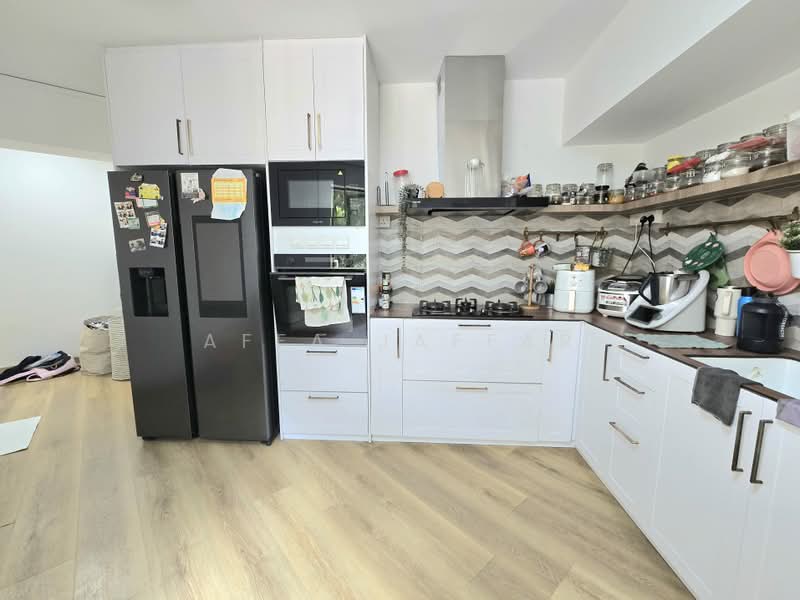 262B Compassvale Street, 262B Compassvale Street, 4 Bedrooms, 1,399 sqft, HDB Flat For Sale, by Affa Jaffar, 500182941 - Kitchen - PropertyGuru.com.sg