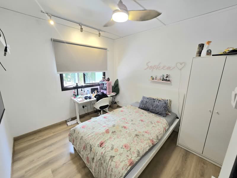 262B Compassvale Street, 262B Compassvale Street, 4 Bedrooms, 1,399 sqft, HDB Flat For Sale, by Affa Jaffar, 500182941 - Bedroom - PropertyGuru.com.sg
