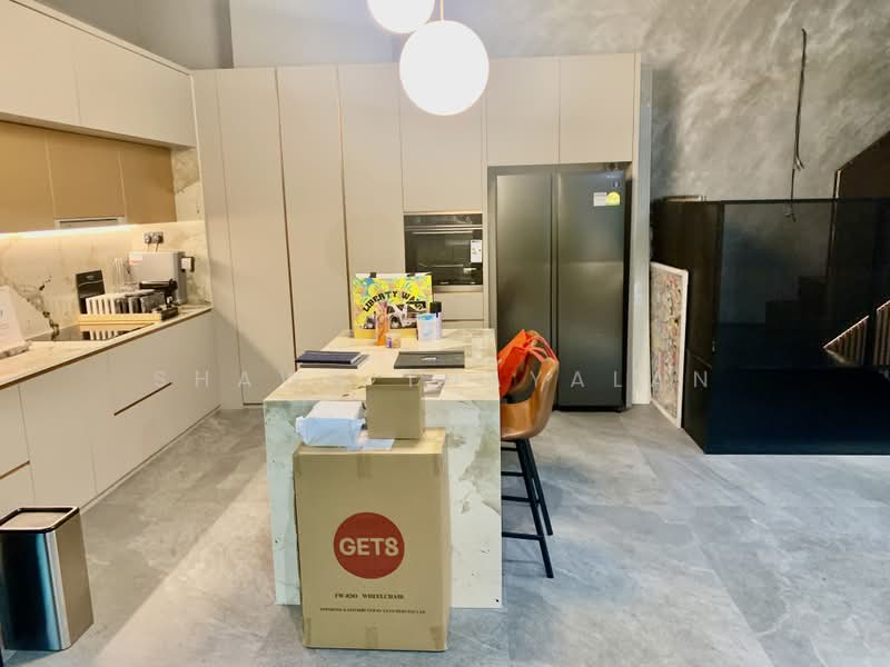 Oxley BizHub, 61 Ubi Road 1, 1,700 sqft, Light Industrial (B1) For Rent, by Shawn Thayalan, 500182944 - Kitchen - CommercialGuru.com.sg