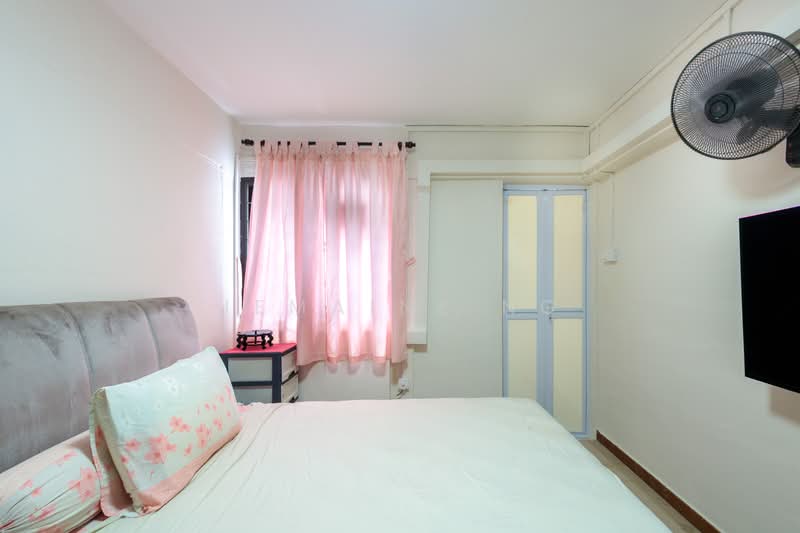 135 Bukit Batok West Avenue 6, 135 Bukit Batok West Avenue 6, 3 Bedrooms, 1,001 sqft, HDB Flat For Sale, by Jemaine Ng, 500182945 - Bedroom - PropertyGuru.com.sg