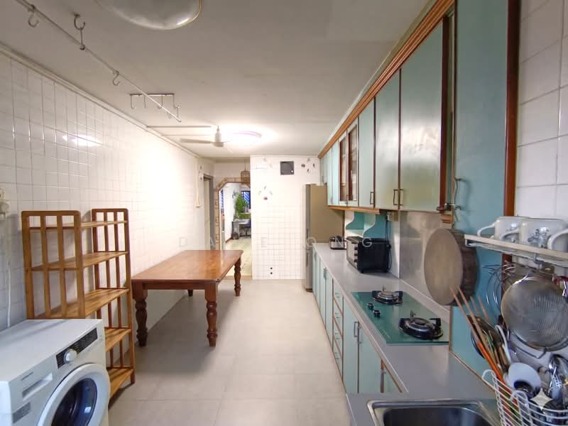 614 Bedok Reservoir Road, 614 Bedok Reservoir Road, 3 Bedrooms, 980 sqft, HDB Flat For Sale, by Dave Ong, 500182951 - Kitchen - PropertyGuru.com.sg