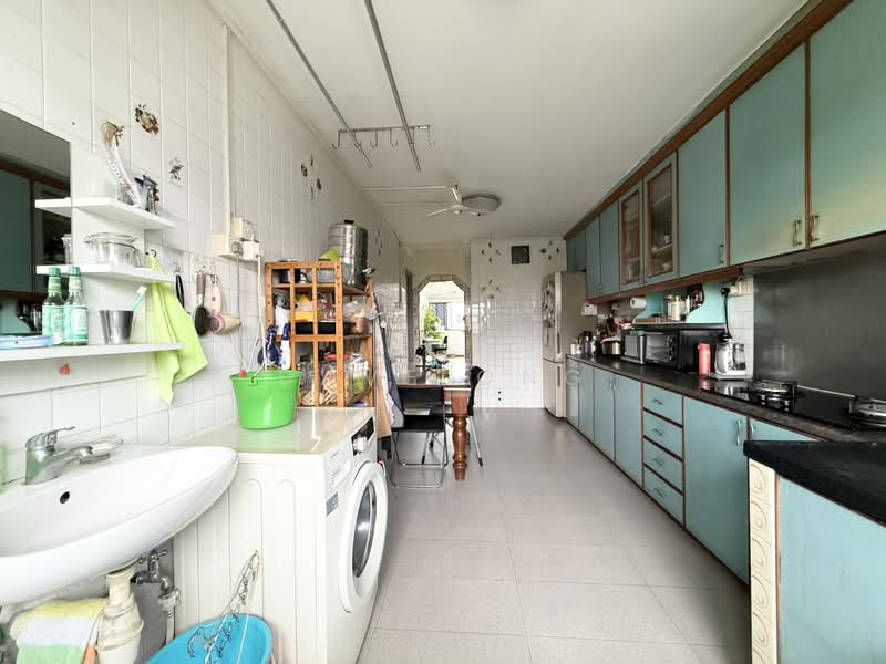 614 Bedok Reservoir Road, 614 Bedok Reservoir Road, 3 Bedrooms, 980 sqft, HDB Flat For Sale, by Dave Ong, 500182951 - Kitchen - PropertyGuru.com.sg