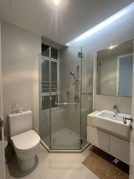 The Cascadia, 921 Bukit Timah Road, 4 Bedrooms, 1,410 sqft, Condominium For Rent, by Chris Ooi, 500182953 - Bathroom - PropertyGuru.com.sg