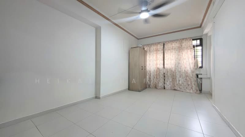 702 Tampines Street 71, 702 Tampines Street 71, 3 Bedrooms, 1,076 sqft, HDB Flat For Sale, by Heikal Shafrudin, 500182970 - Interior - PropertyGuru.com.sg