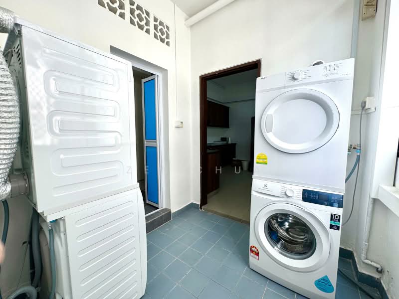 Lion Towers, 2 Essex Road, Room Rental, 200 sqft, Apartment For Rent, by Zen Chua, 500182978 - Interior - PropertyGuru.com.sg