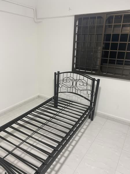 77 Lorong Limau, 77 Lorong Limau, 2 Bedrooms, 700 sqft, HDB Flat For Rent, by Steve Ng Chih Wei, 500182984 - Bedroom - PropertyGuru.com.sg