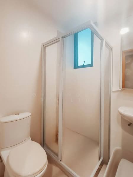 The Citrine, 18 Jalan Datoh, 2 Bedrooms, 958 sqft, Apartment For Sale, by EVON NG, 500182992 - Bathroom - PropertyGuru.com.sg