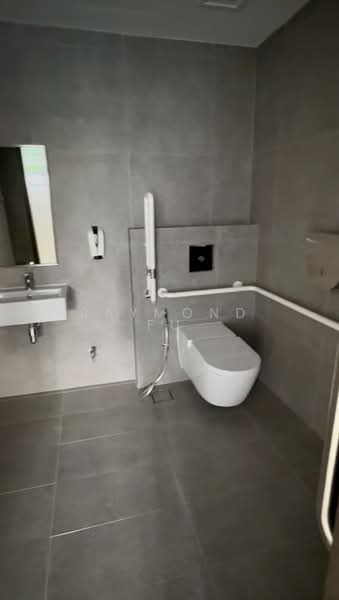 Sky Eden @ Bedok, 1 Bedok Central, 678 sqft, Food & Beverage For Sale, by Raymond Fu, 500183007 - Bathroom - CommercialGuru.com.sg