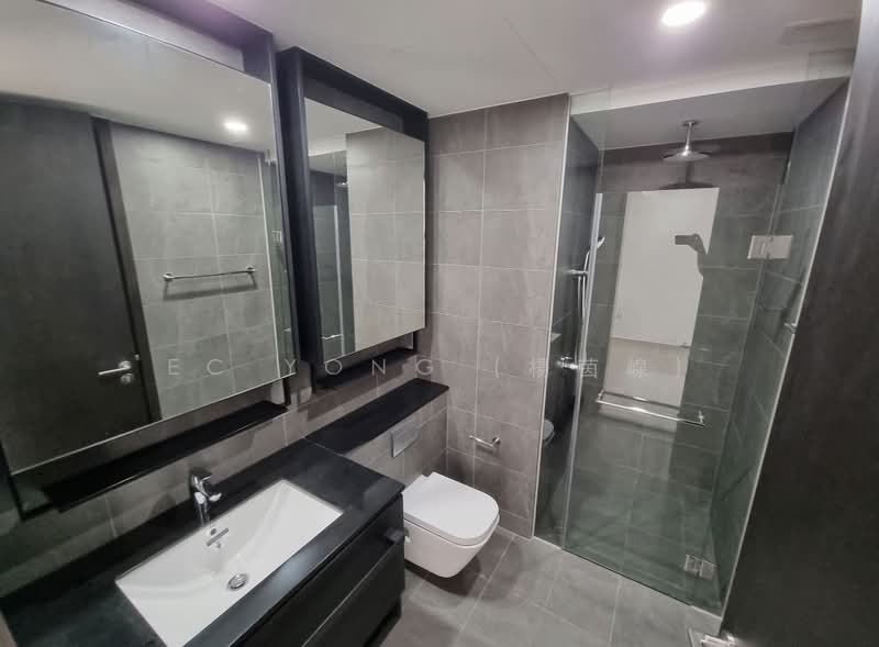 Park Colonial, 10 Woodleigh Lane, 1 Bedroom, 506 sqft, Condominium For Sale, by EC Yong (楊茵㟫), 500183011 - Bathroom - PropertyGuru.com.sg