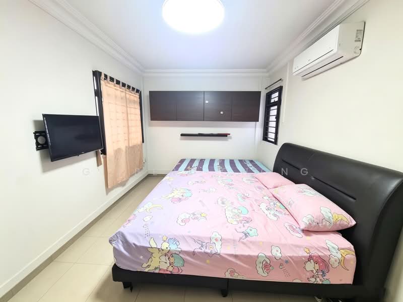 196 Rivervale Drive, 196 Rivervale Drive, 3 Bedrooms, 1,195 sqft, HDB Flat For Sale, by Gilbert Chong, 500183014 - Master Bedroom - PropertyGuru.com.sg