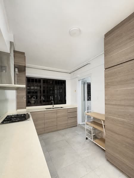 353 Kang Ching Road, 353 Kang Ching Road, 4 Bedrooms, 1,292 sqft, HDB Flat For Sale, by Connie Boey, 500183025 - Kitchen - PropertyGuru.com.sg