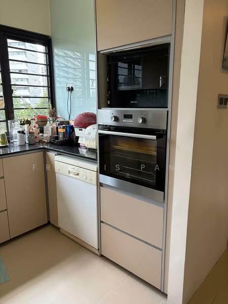 Pandan Valley, 4 Pandan Valley, 3 Bedrooms, 2,024 sqft, Condominium For Rent, by Francis Pang, 500183027 - Kitchen - PropertyGuru.com.sg