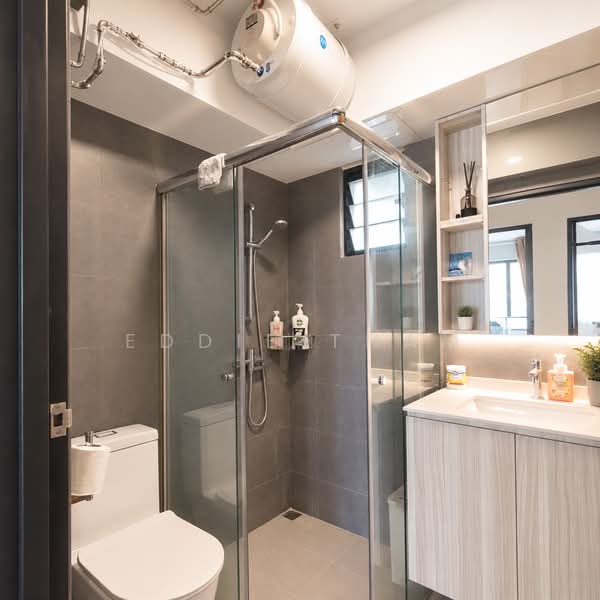 334D Yishun Riverwalk, 334D Yishun Street 31, 3 Bedrooms, 990 sqft, HDB Flat For Rent, by Eddie Tham, 500183031 - Common Bathroom - PropertyGuru.com.sg