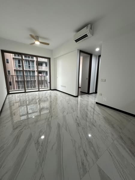 Pasir Ris 8, 8 Pasir Ris Drive 8, 2 Bedrooms, 775 sqft, Apartment For Rent, by Pearlie Tan, 500183035 - Dinning area - PropertyGuru.com.sg