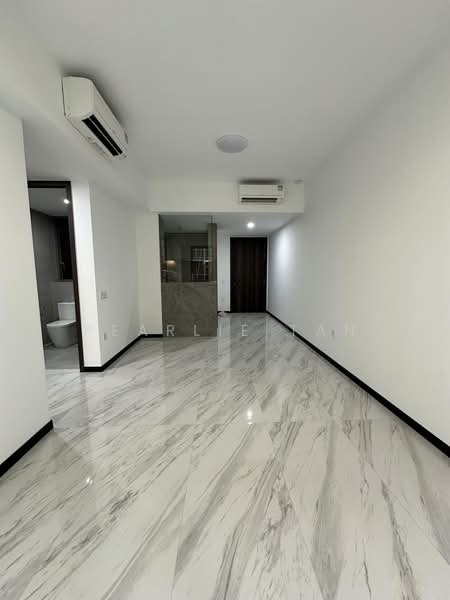 Pasir Ris 8, 8 Pasir Ris Drive 8, 2 Bedrooms, 775 sqft, Apartment For Rent, by Pearlie Tan, 500183035 - Living area - PropertyGuru.com.sg