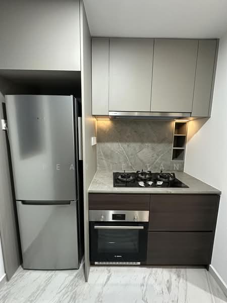 Pasir Ris 8, 8 Pasir Ris Drive 8, 2 Bedrooms, 775 sqft, Apartment For Rent, by Pearlie Tan, 500183035 - Kitchen - PropertyGuru.com.sg