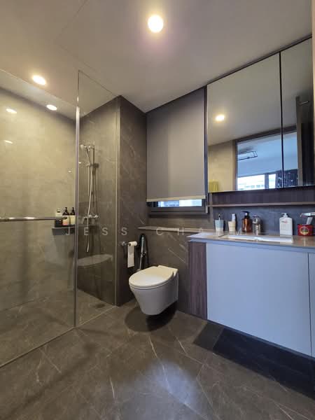 Lumina Grand, Bukit Batok West Ave. 5, Room Rental, 130 sqft, Condominium For Rent, by Jess Chaim, 500183047 - Bathroom - PropertyGuru.com.sg