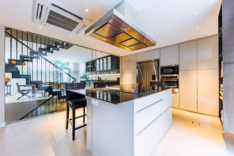 The Teneriffe, 110 Laurel Wood Avenue, 3 Bedrooms, 3,122 sqft, Cluster House For Sale, by Don Png, 500183048 - Kitchen - PropertyGuru.com.sg