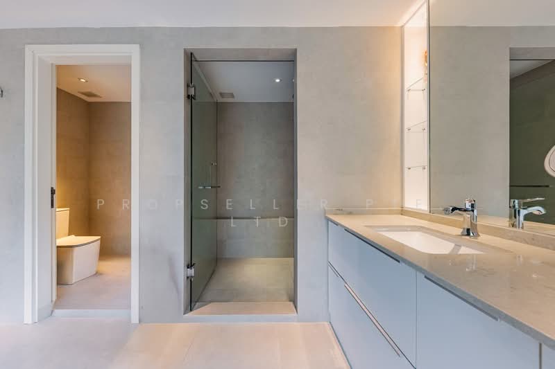 The Teneriffe, 110 Laurel Wood Avenue, 3 Bedrooms, 3,122 sqft, Cluster House For Sale, by Don Png, 500183048 - Bathroom - PropertyGuru.com.sg