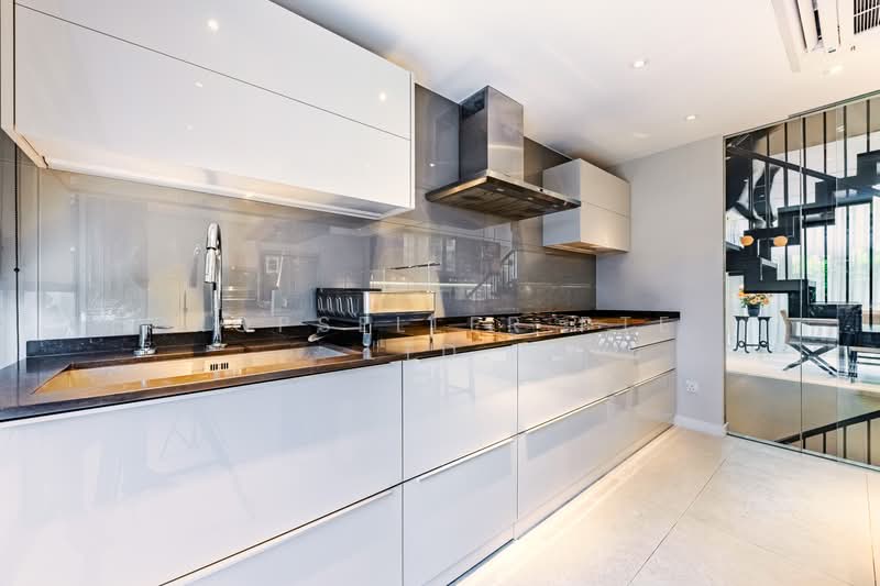 The Teneriffe, 110 Laurel Wood Avenue, 3 Bedrooms, 3,122 sqft, Cluster House For Sale, by Don Png, 500183048 - Kitchen - PropertyGuru.com.sg