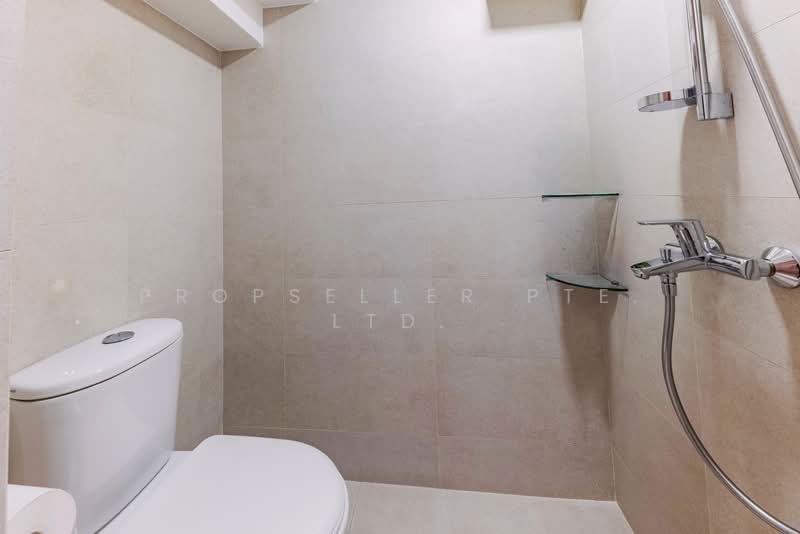 The Teneriffe, 110 Laurel Wood Avenue, 3 Bedrooms, 3,122 sqft, Cluster House For Sale, by Don Png, 500183048 - Bathroom - PropertyGuru.com.sg