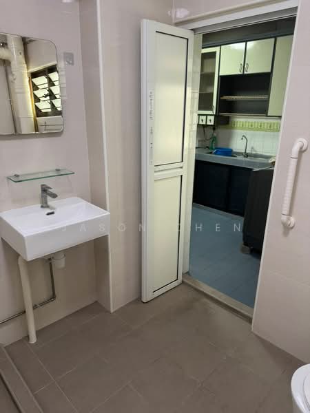 94C Bedok North Avenue 4, 94C Bedok North Avenue 4, 3 Bedrooms, 1,517 sqft, HDB Flat For Rent, by Jason Chen, 500183055 - Bathroom - PropertyGuru.com.sg