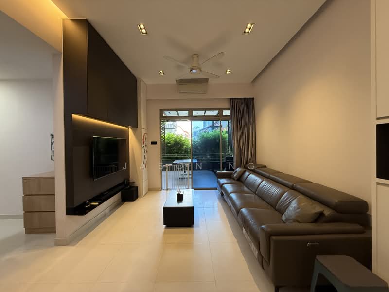Starville, 68 Lengkong Tiga, 3 Bedrooms, 1,475 sqft, Condominium For Sale, by Jason Ng, 500183056 - Living Room Opens Up to A Lovely Patio - PropertyGuru.com.sg