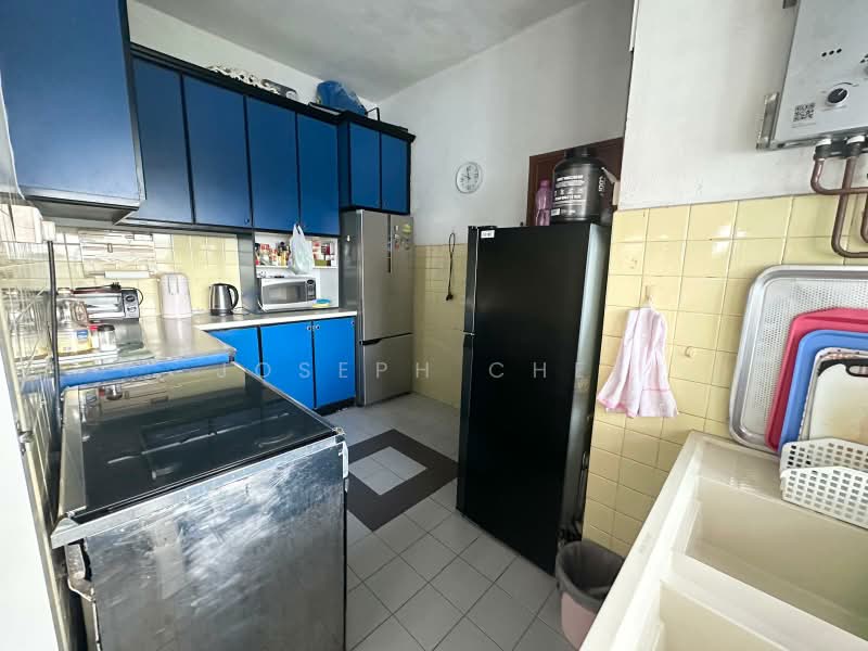 Goldhill Towers, 38 Goldhill Avenue, 3 Bedrooms, 1,550 sqft, Apartment For Sale, by Joseph Cher, 500183059 - Kitchen - PropertyGuru.com.sg