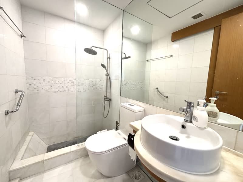 Icon, 10 Gopeng Street, 1 Bedroom, 851 sqft, Apartment For Rent, by Melvin Lee, 500183082 - Bathroom - PropertyGuru.com.sg