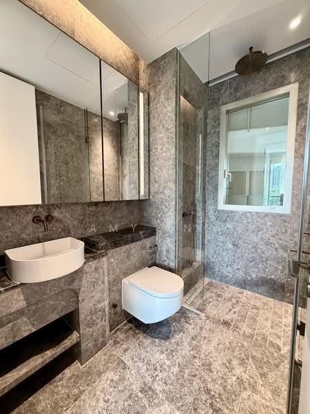 Park Nova, 18 Tomlinson Road, 3 Bedrooms, 1,432 sqft, Condominium For Rent, by Amy Sng, 500183083 - Common Bath - PropertyGuru.com.sg