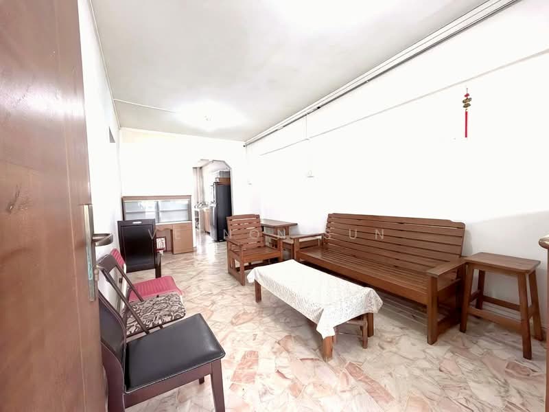 14 Saint George's Road, 14 Saint George's Road, 2 Bedrooms, 721 sqft, HDB Flat For Sale, by Vernon Sun, 500183085 - Living Room - PropertyGuru.com.sg