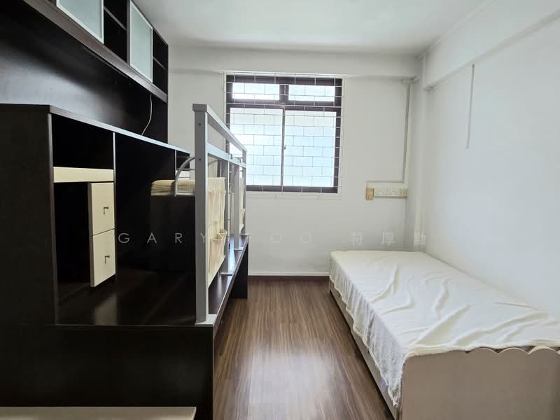 93 Jalan Dua, 93 Jalan Dua, 2 Bedrooms, 667 sqft, HDB Flat For Rent, by Gary Foo 符厚勤, 500183113 - Bedroom - PropertyGuru.com.sg