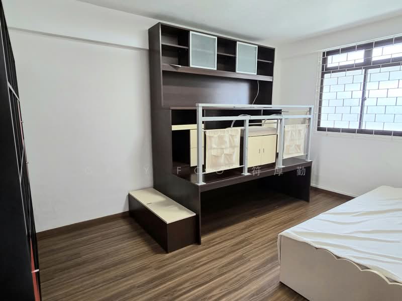 93 Jalan Dua, 93 Jalan Dua, 2 Bedrooms, 667 sqft, HDB Flat For Rent, by Gary Foo 符厚勤, 500183113 - Bedroom - PropertyGuru.com.sg