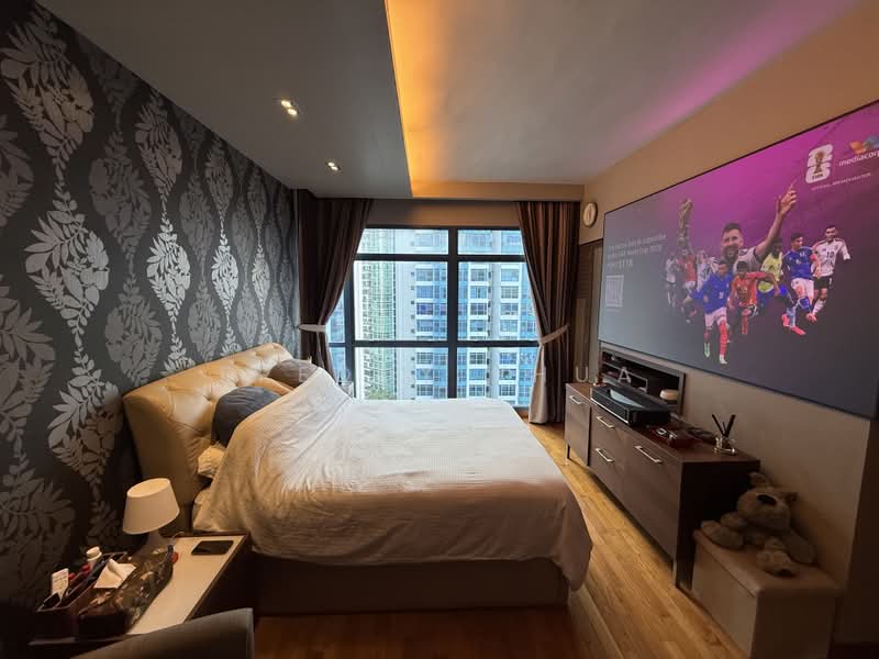 Blue Horizon, 21 West Coast Crescent, 3 Bedrooms, 1,152 sqft, Condominium For Sale, by Freddy Phua, 500183114 - Bedroom - PropertyGuru.com.sg