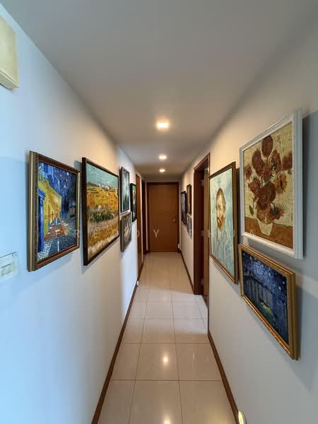 Blue Horizon, 21 West Coast Crescent, 3 Bedrooms, 1,152 sqft, Condominium For Sale, by Freddy Phua, 500183114 - Corridor - PropertyGuru.com.sg