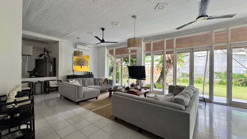 ⭐️⭐️LANDED7772 @ Prestige D10 Charming GCB, , 5 Bedrooms, 6,500 sqft, Good Class Bungalow For Sale, by Kevin Tan, 500183134 - Living Room - PropertyGuru.com.sg