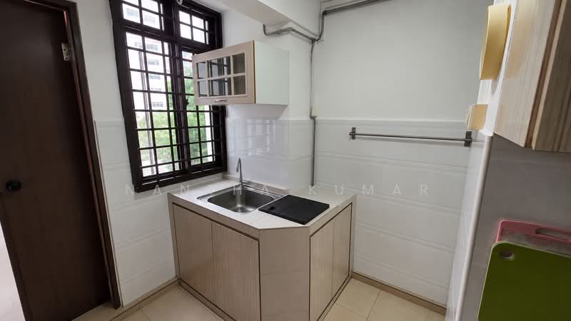 35 Circuit Road, 35 Circuit Road, 2 Bedrooms, 679 sqft, HDB Flat For Sale, by Nantha Kumar, 500183149 - Kitchen - PropertyGuru.com.sg