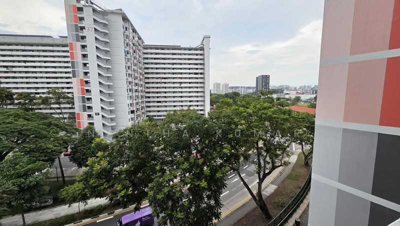 35 Circuit Road, 35 Circuit Road, 2 Bedrooms, 679 sqft, HDB Flat For Sale, by Nantha Kumar, 500183149 - Exterior - PropertyGuru.com.sg